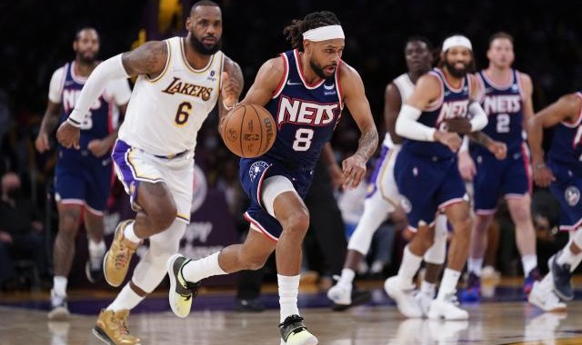 亚冠比分-KD欧文缺席 哈登末节哑火 好在篮网还有米尔斯